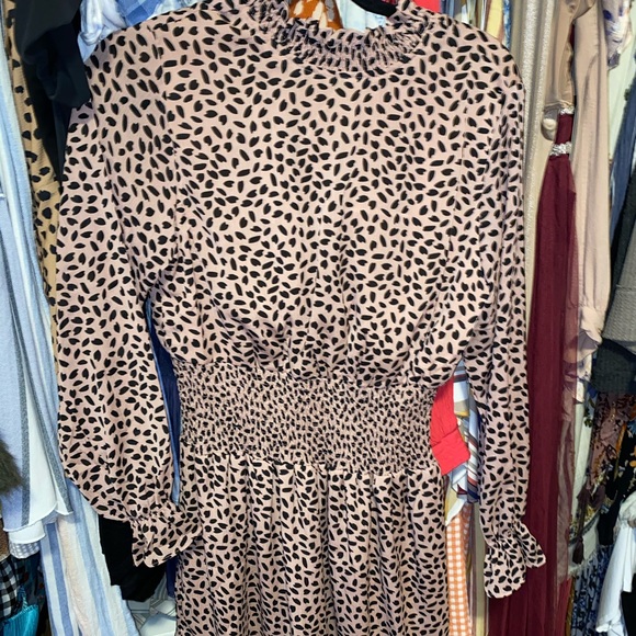 Smocked dress mauve color - Picture 2 of 3